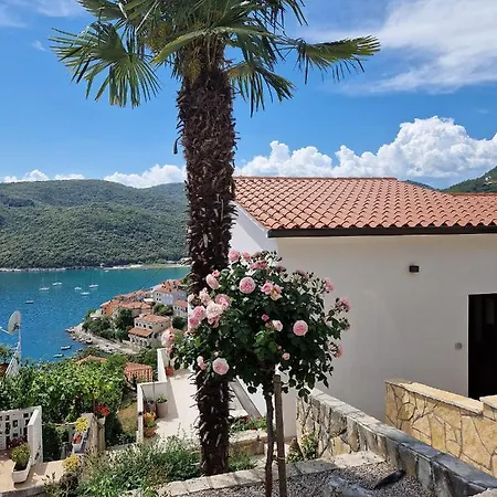 Apartment D&a Superior Rabac